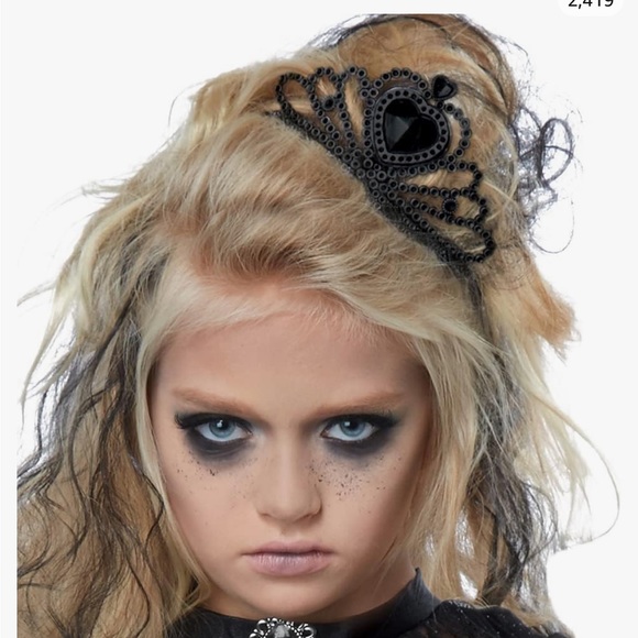 Elegant Black Kids Costume - Picture 2 of 7